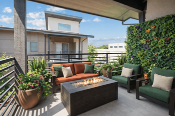 Private patio & balcony retreats